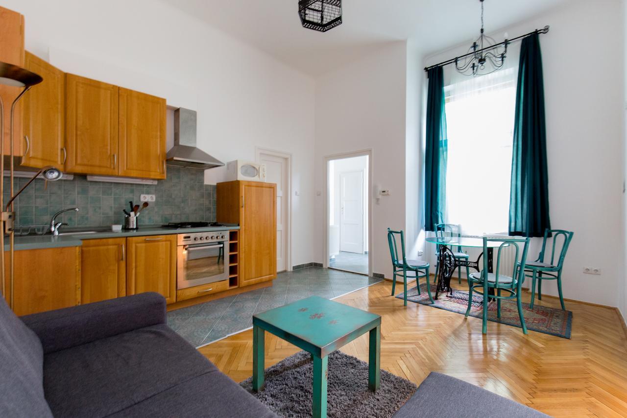 Bpm-w8 Apartment *
